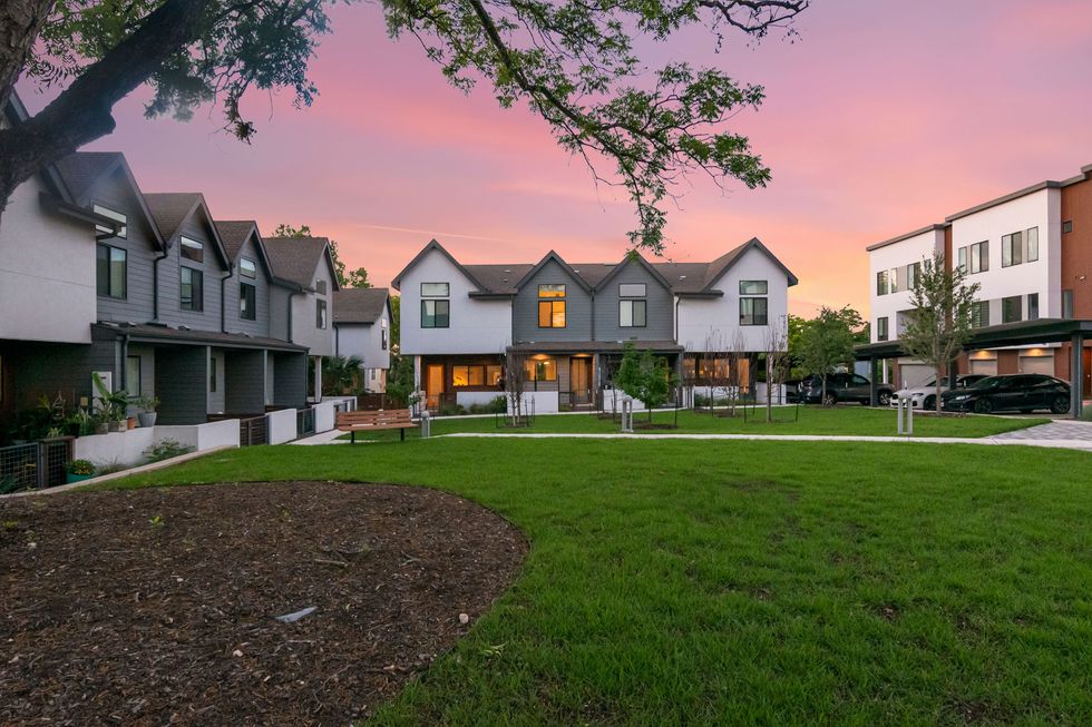 102 Tendick Street, unit 502 San Antonio