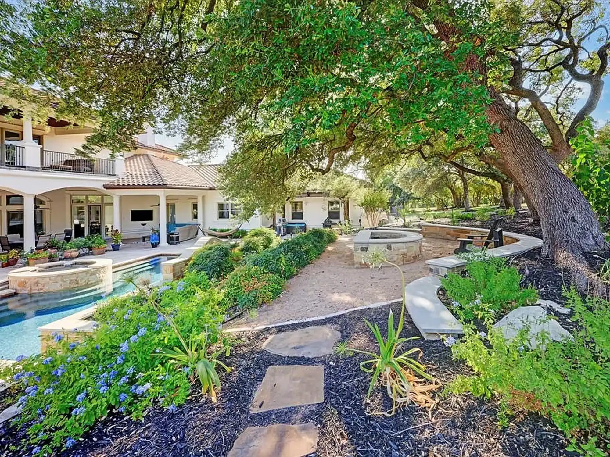 106 Bella Cima Drive Austin House