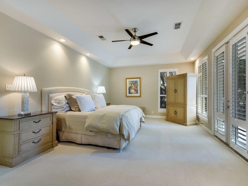 107 Limestone Oak San Antonio house for sale