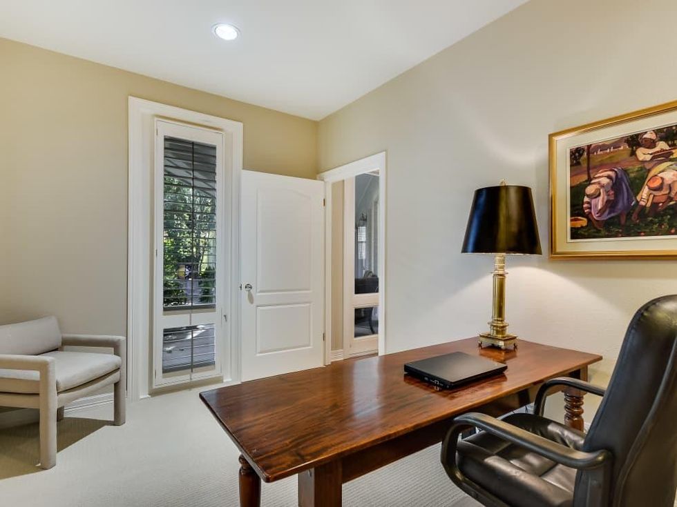 107 Limestone Oak San Antonio house for sale