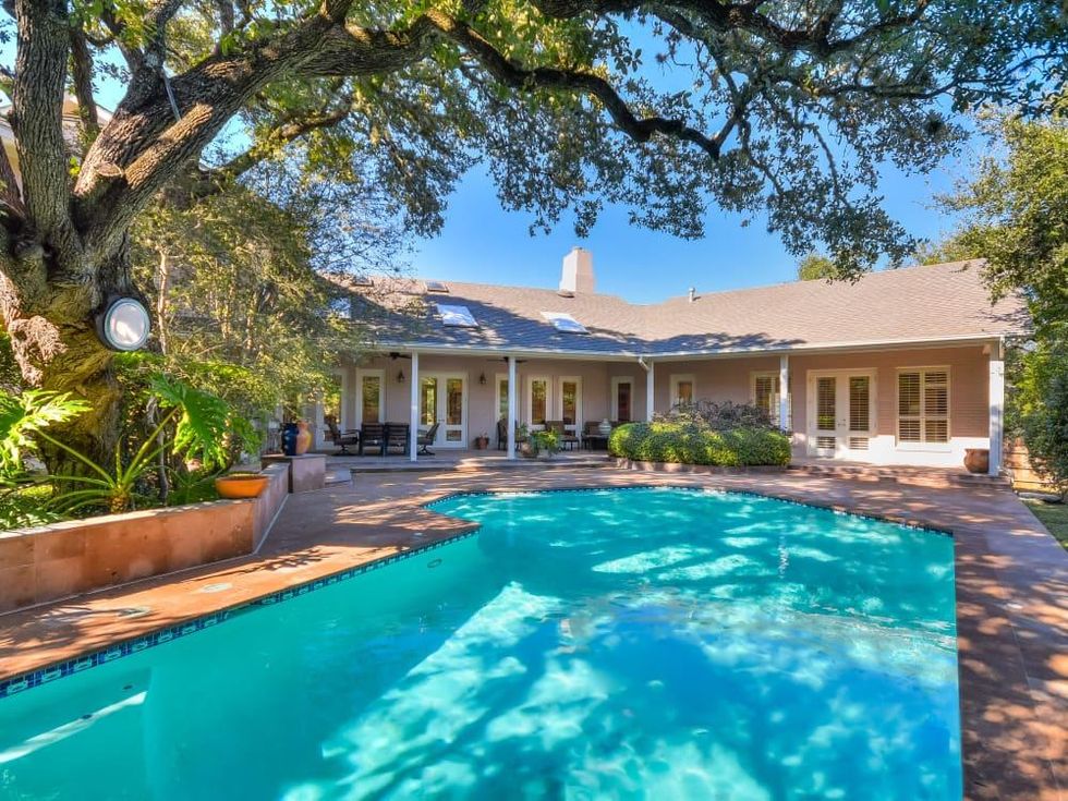 107 Limestone Oak San Antonio house for sale