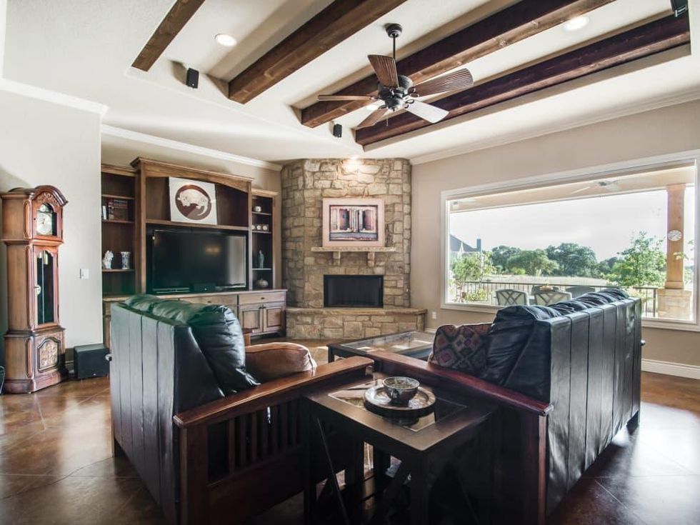 1111 Bottle Ct New Braunfels