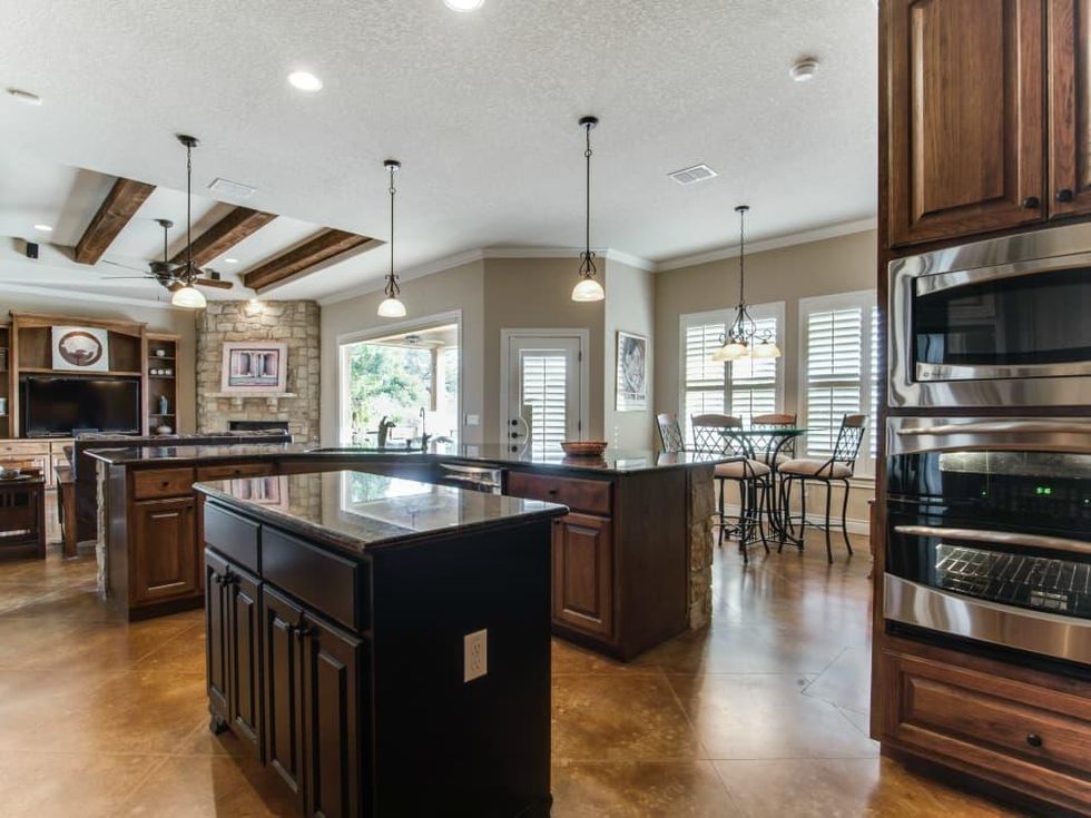 1111 Bottle Ct New Braunfels