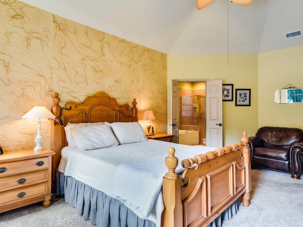 14 Greens Whisper San Antonio house for sale bedroom