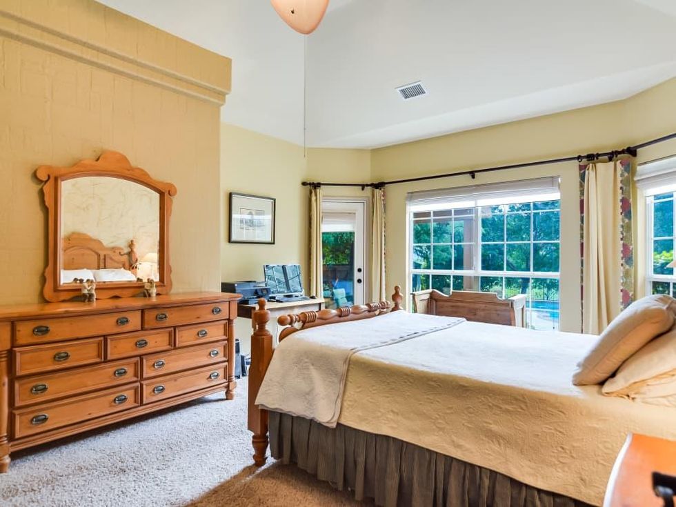 14 Greens Whisper San Antonio house for sale bedroom
