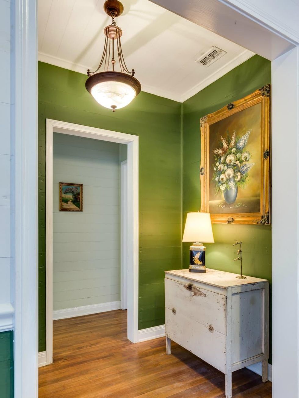 16 Ledge Ln San Antonio house for sale hallway