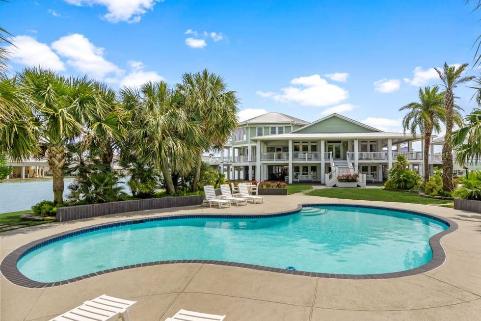 16502 Bayfront Dr. Galveston Welcome Wilson home