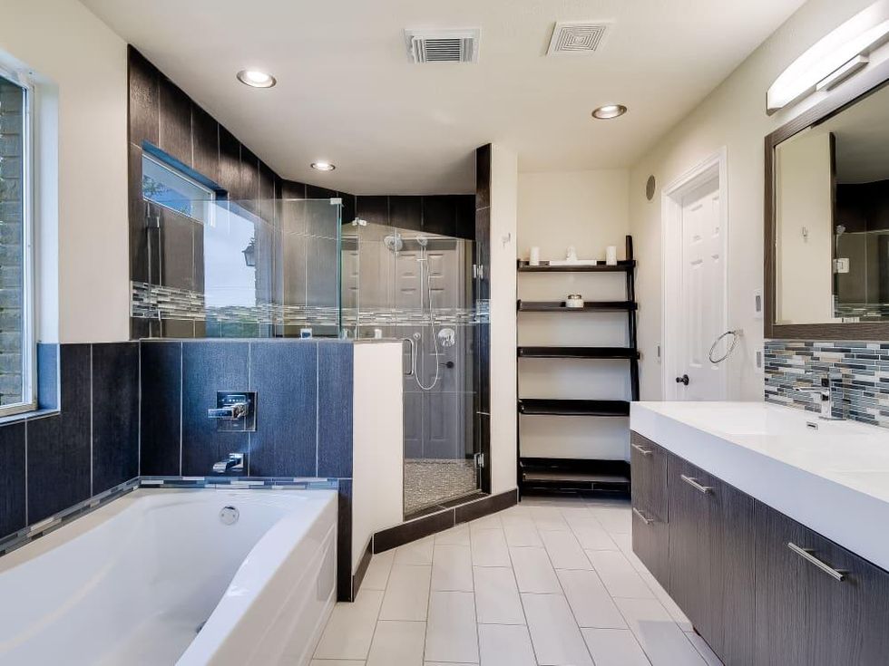 16863 Mossford San Antonio house for sale