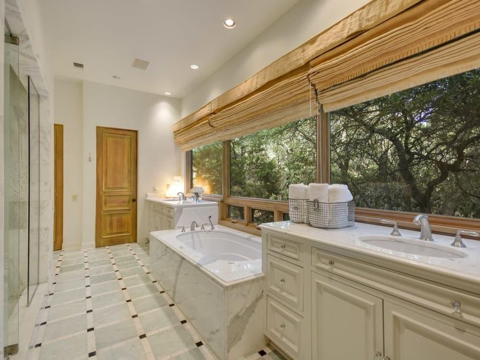 1726 Greystone San Antonio house for sale
