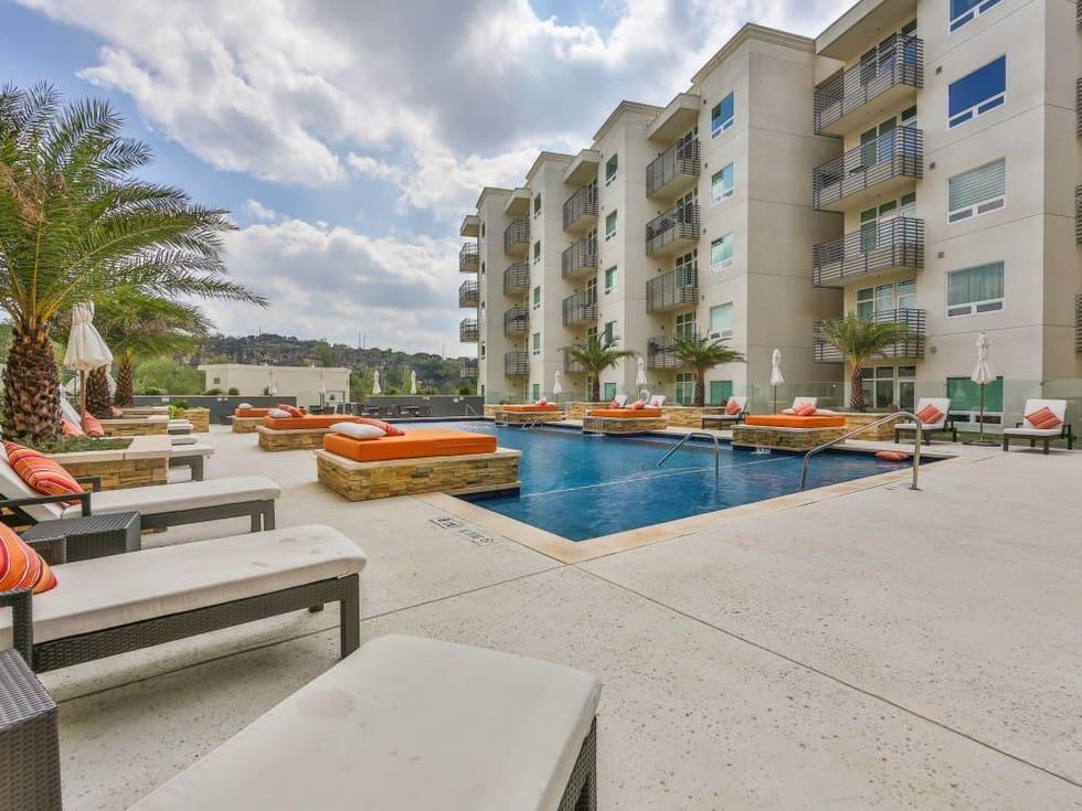 17902 La Cantera Pkwy condo for sale San Antonio pool