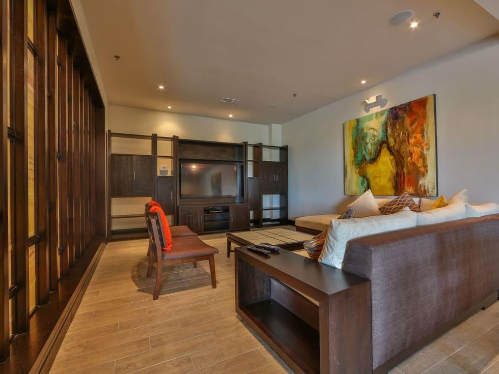 A divine pool tops long list of perks for this San Antonio condo