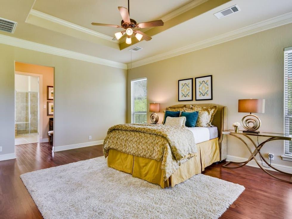 18027 Resort View San Antonio house for sale master bedroom