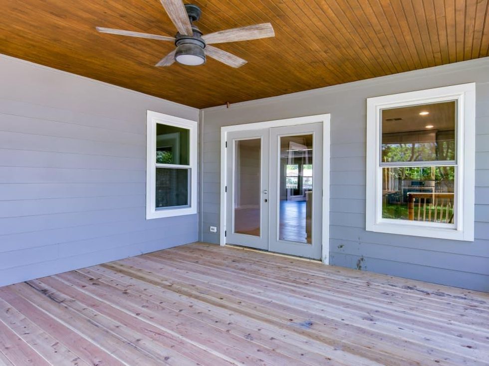 1922 Flamingo San Antonio house for sale deck