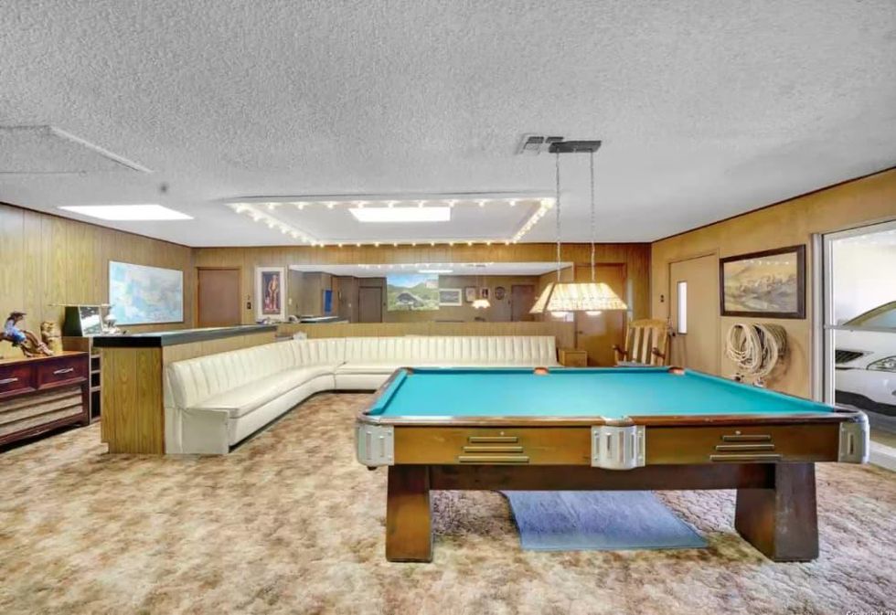 21155 Interstate 37 S, Elmendorf