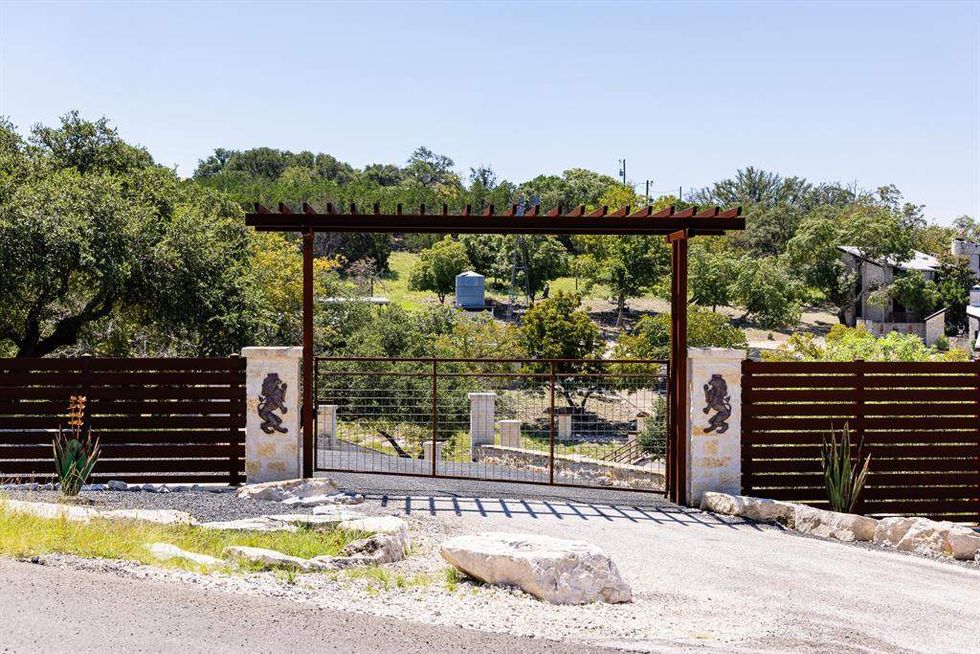22 Indian Creek Loop, Kerrville, Huntly Castle for sale