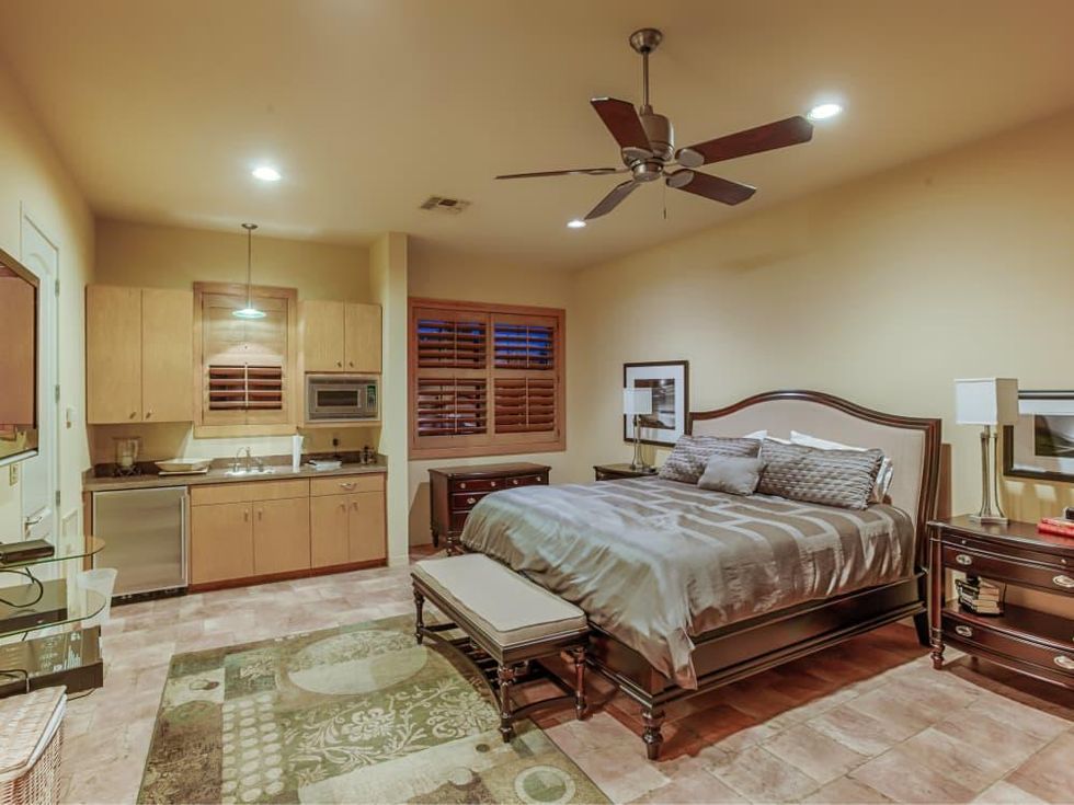 22334 Angostura San Antonio house for sale guest house
