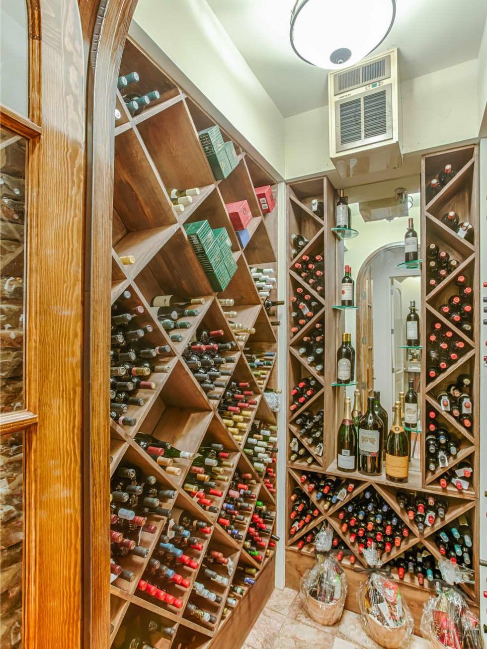 22334 Angostura San Antonio house for sale living room wine cellar