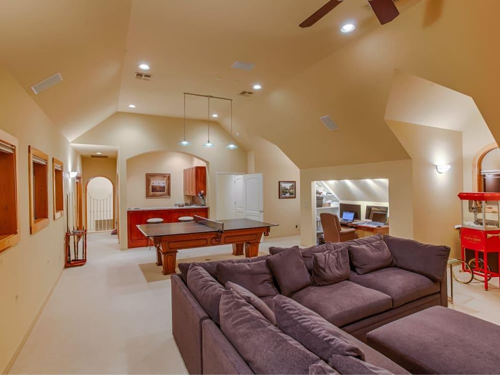 22334 Angostura San Antonio house for sale media room