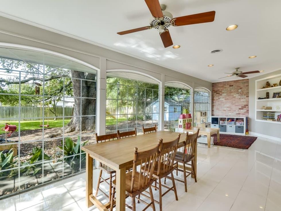 231 Hillview San Antonio house for sale dining room