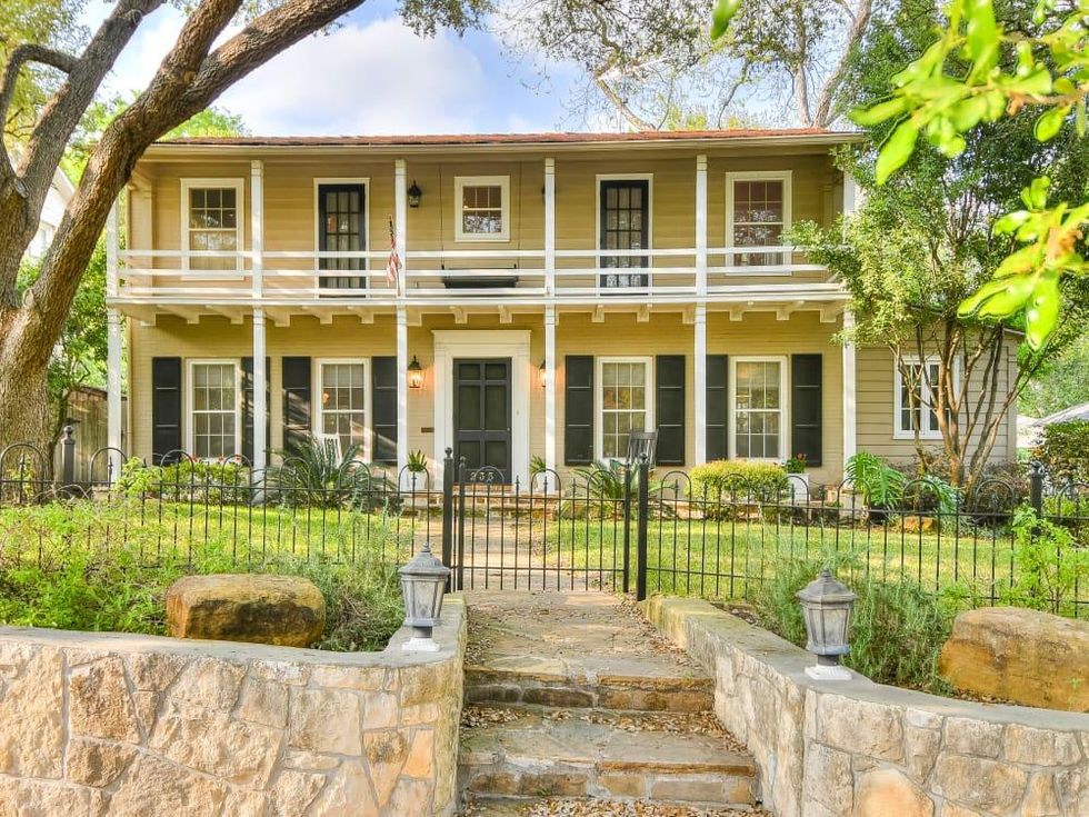 235 Cloverleaf San Antonio house for sale