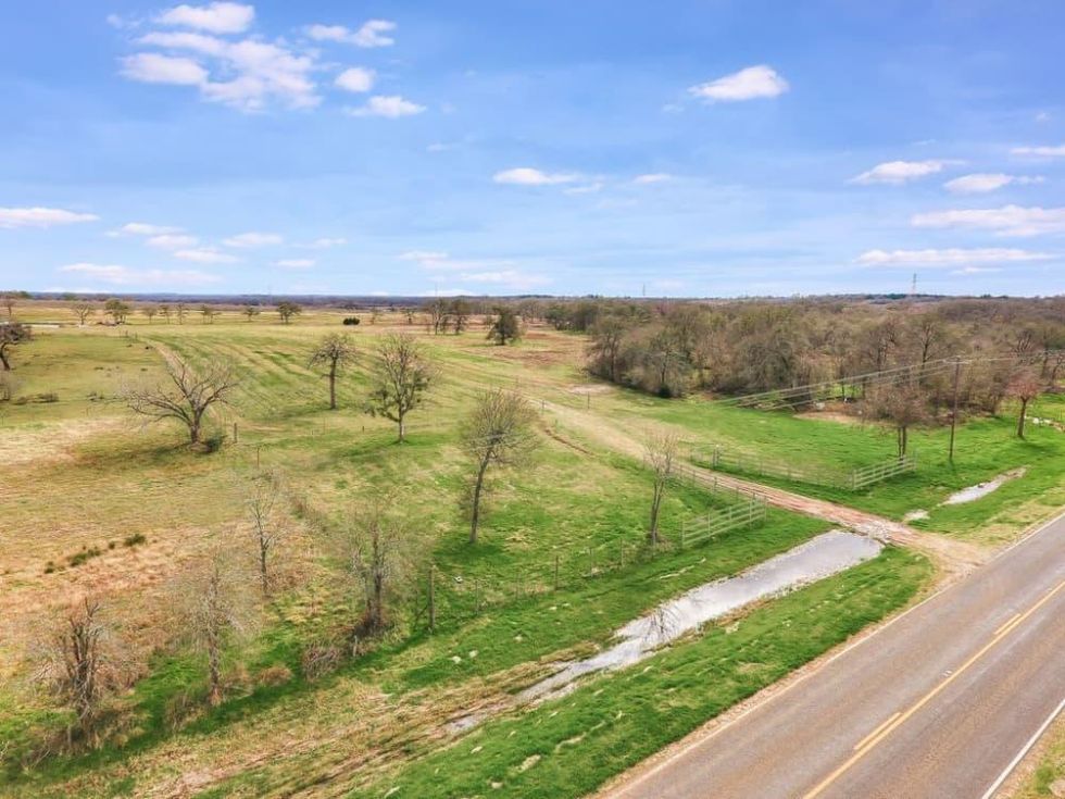 289 FM 672 Dale acreage for sale