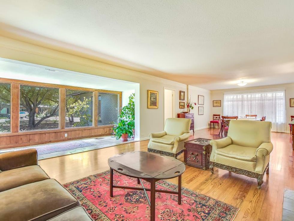 319 Nottingham San Antonio house for sale
