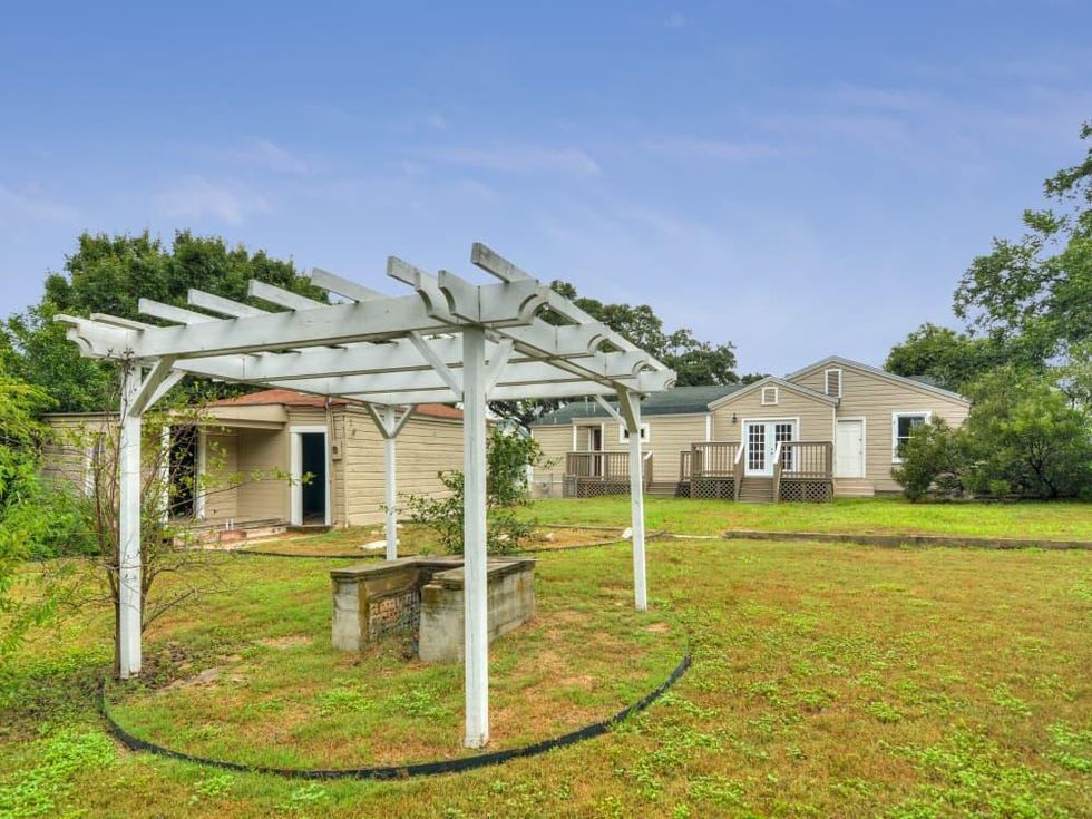 408 Funston San Antonio house for sale backyard