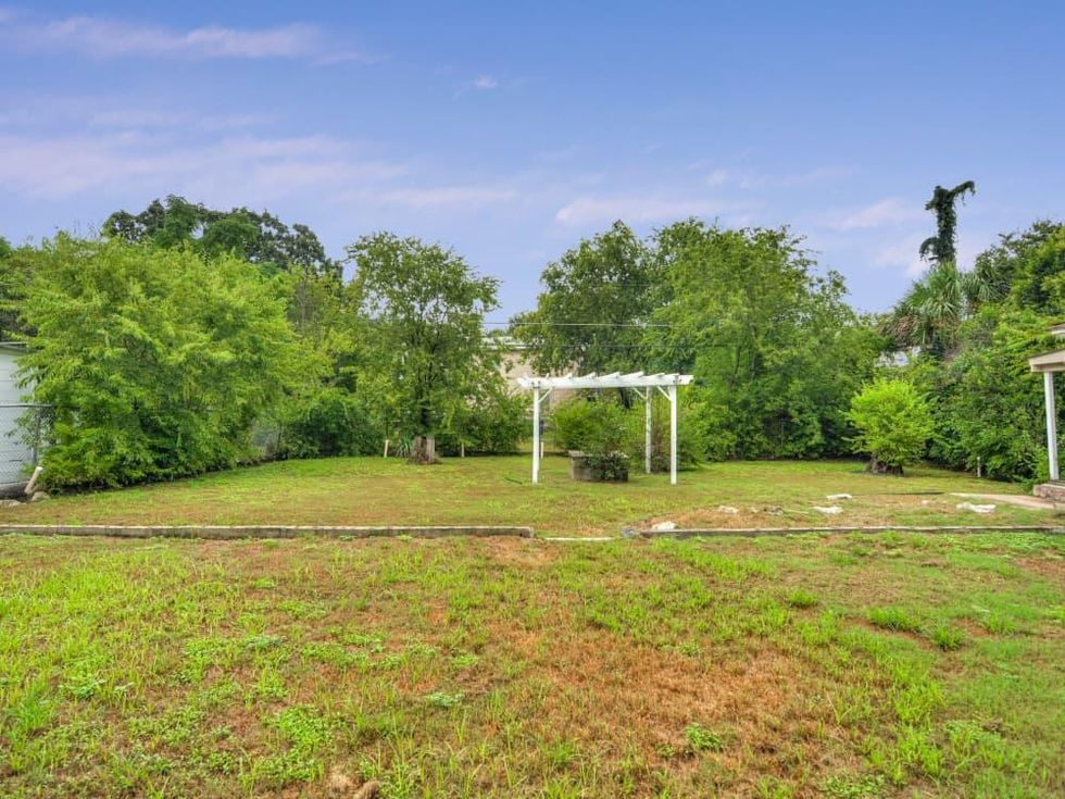 408 Funston San Antonio house for sale backyard