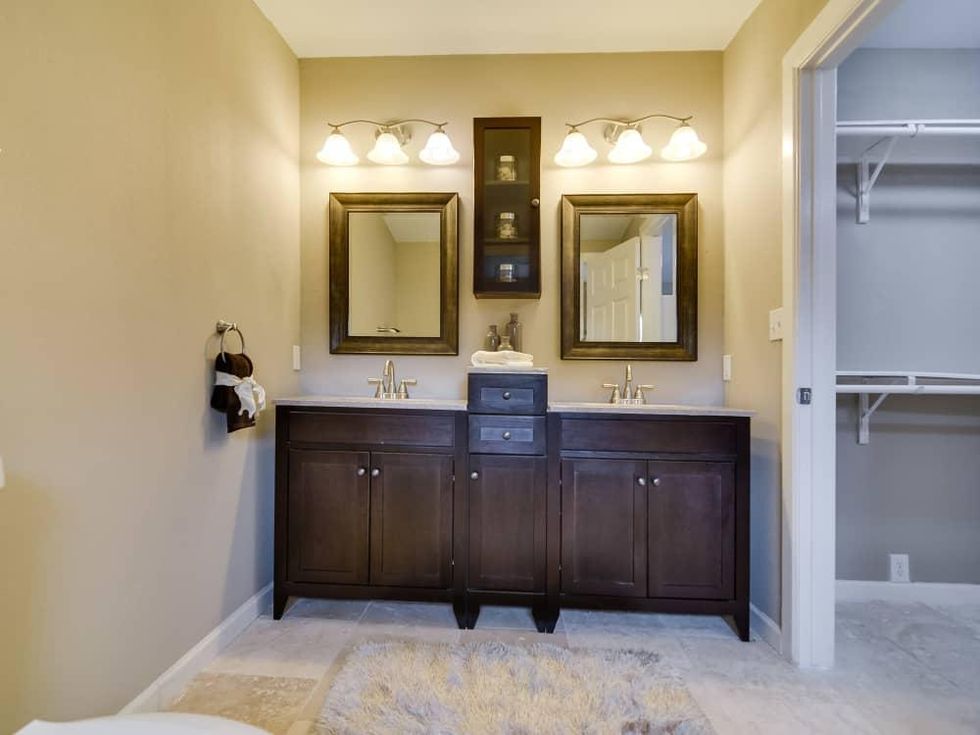 408 Funston San Antonio house for sale bathroom