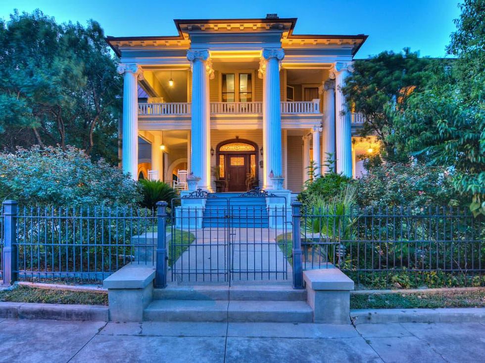 415 French Pl San Antonio house for sale