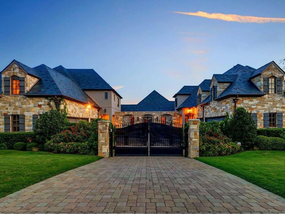 4649 Saint Laurent Court