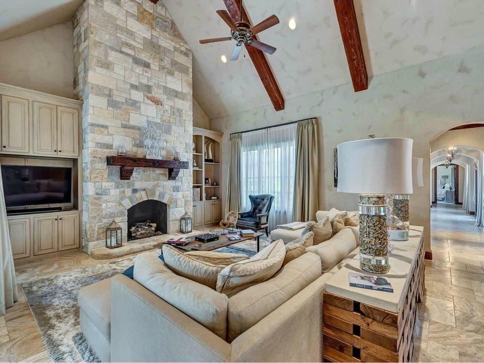 4649 Saint Laurent Court