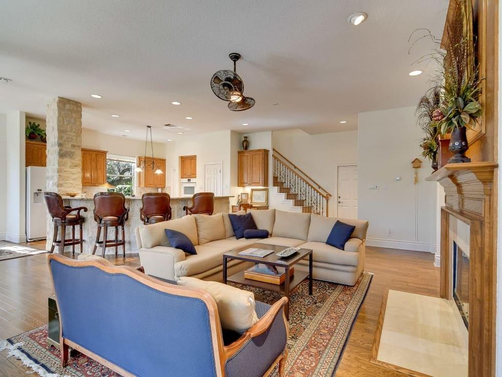 6 Orsinger Hill San Antonio house for sale