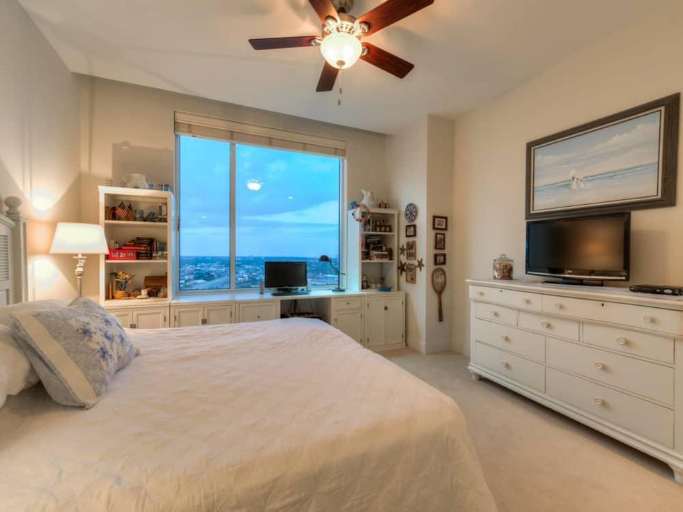 610 E Market Unit 2716 Alteza San Antonio condo for sale bedroom