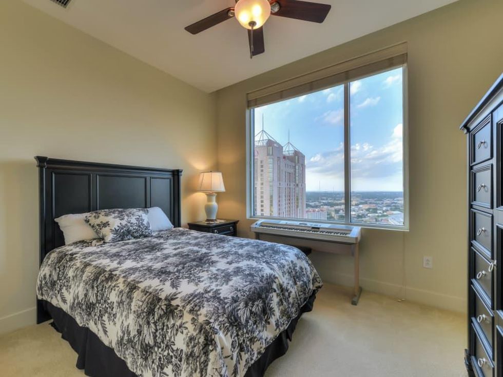 610 E Market Unit 2716 Alteza San Antonio condo for sale bedroom