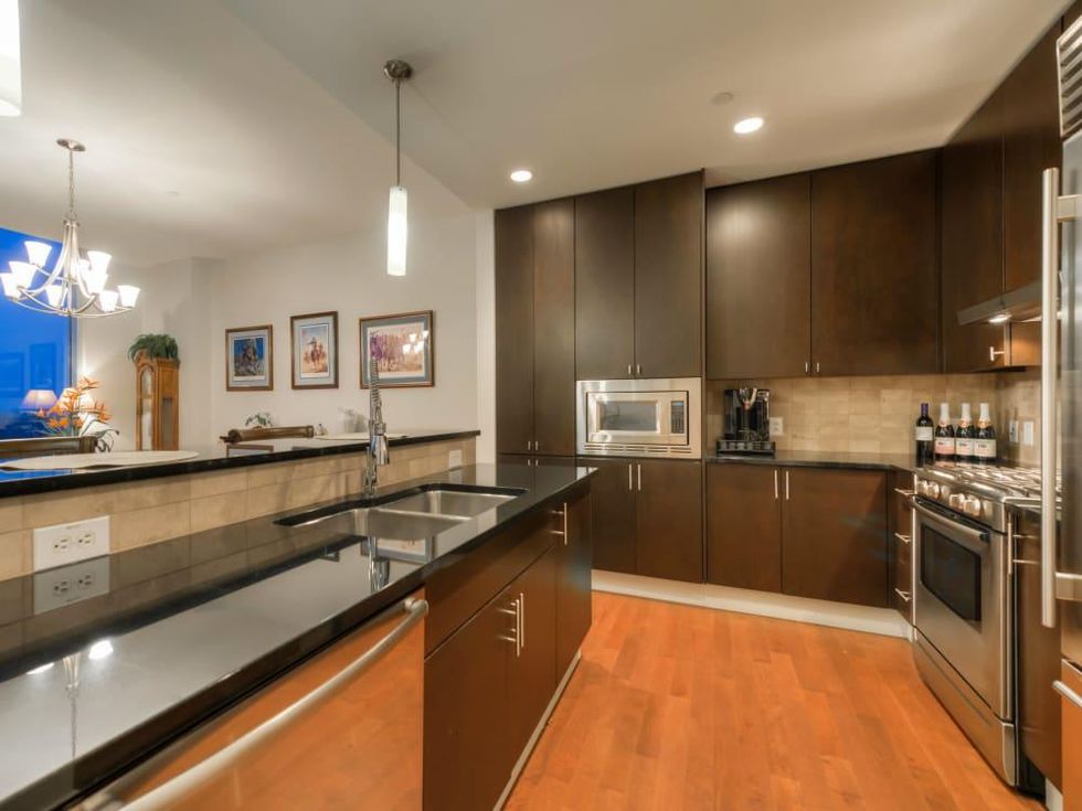 610 E Market Unit 2716 Alteza San Antonio condo for sale kitchen