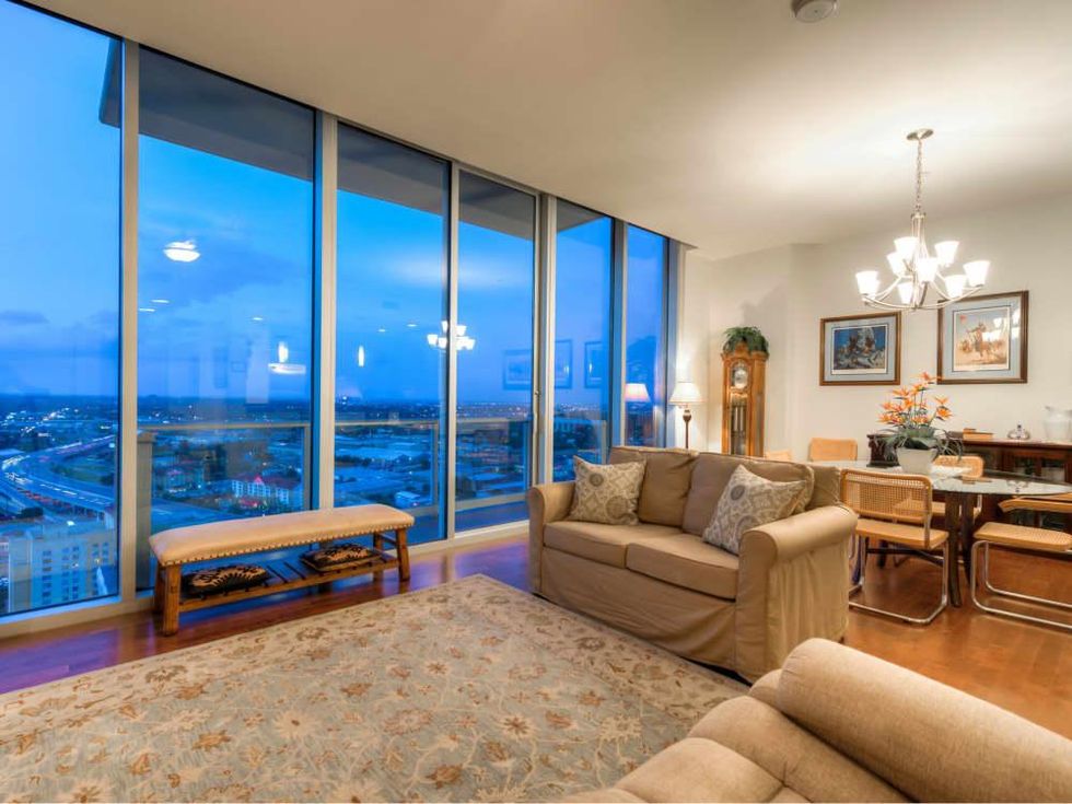 610 E Market Unit 2716 Alteza San Antonio condo for sale living room