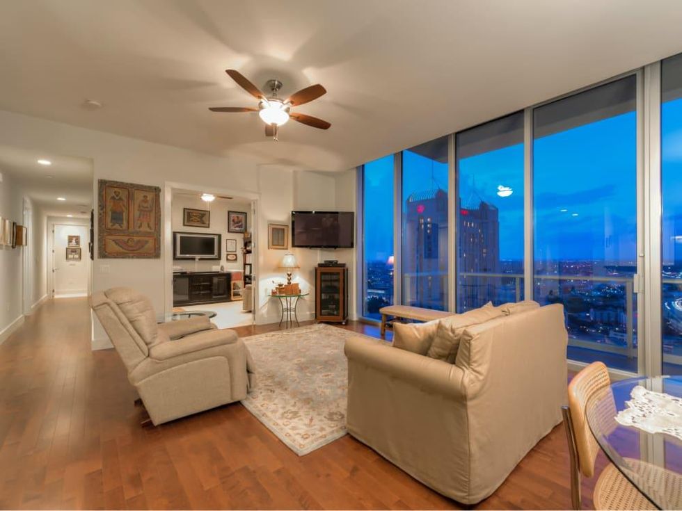 610 E Market Unit 2716 Alteza San Antonio condo for sale living room