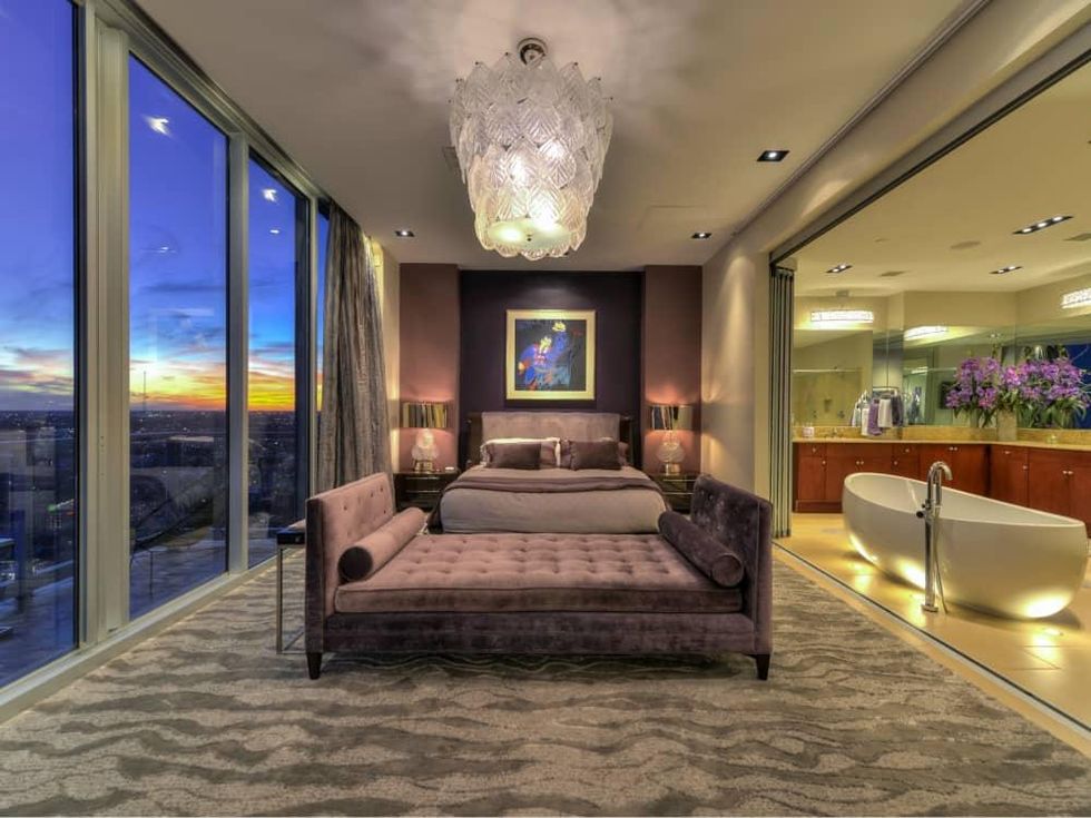 610 Market St San Antonio condo for sale bedroom