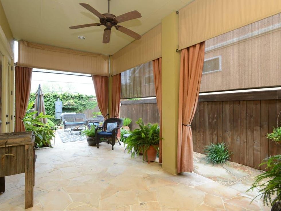7111 Bethencourt San Antonio house for sale patio