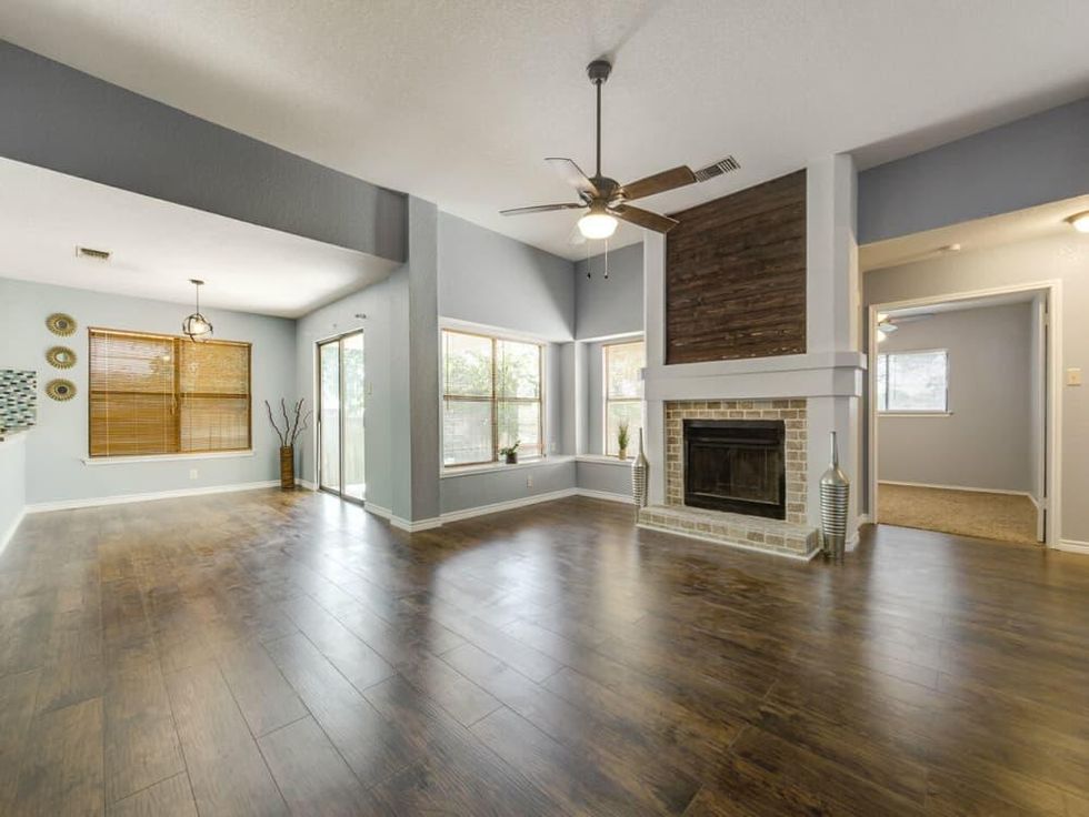 7331LongingTrail_INT1