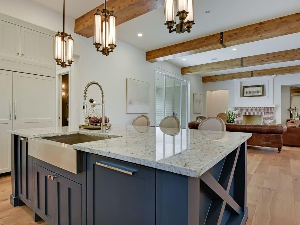 736 Canterbury San Antonio house for sale