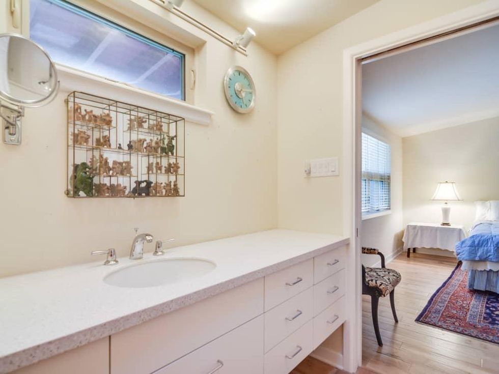 7519 Quail Run San Antonio house for sale bathroom