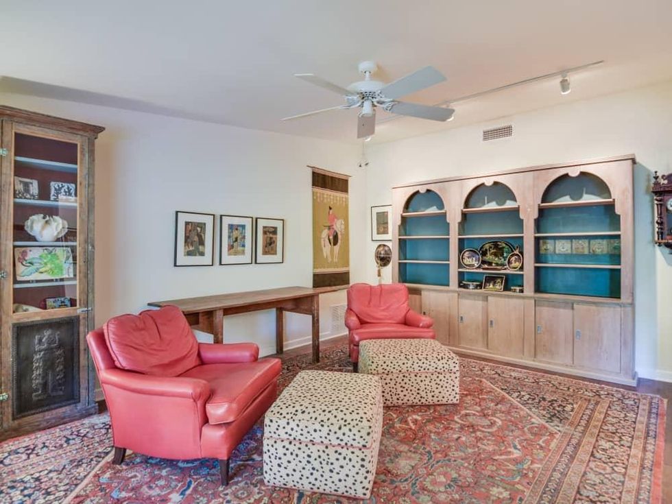 7519 Quail Run San Antonio house for sale living room