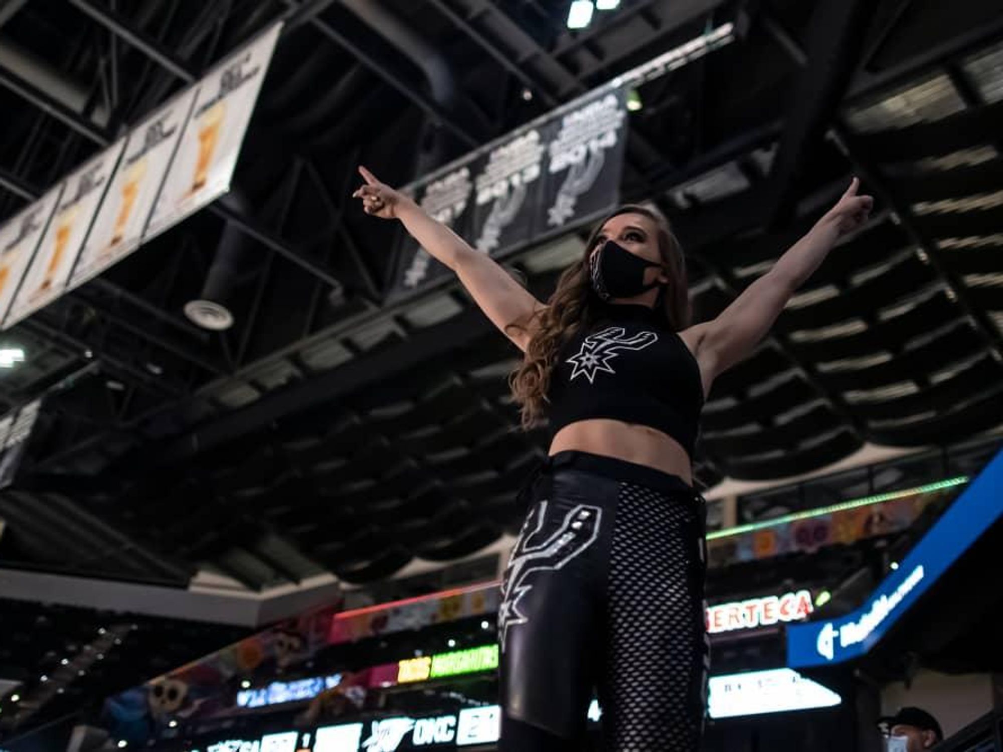6 Ways to Be a Spurs Fan When the Team Visits Austin - Austin Monthly  Magazine