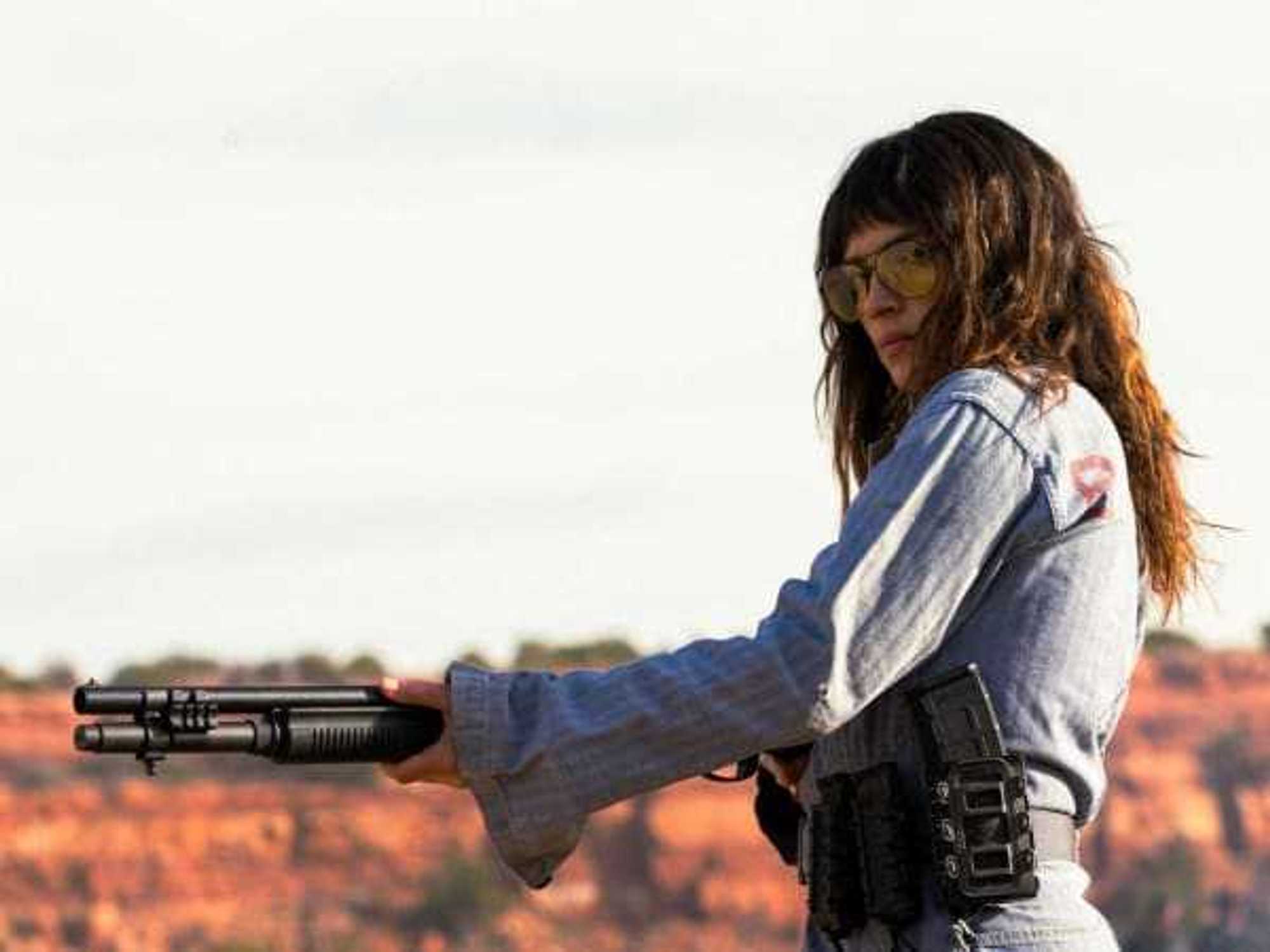 Adria Arjona in Onslaught