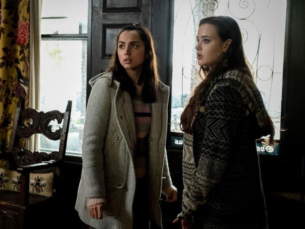 Ana de Armas and Katherine Langford in Knives Out