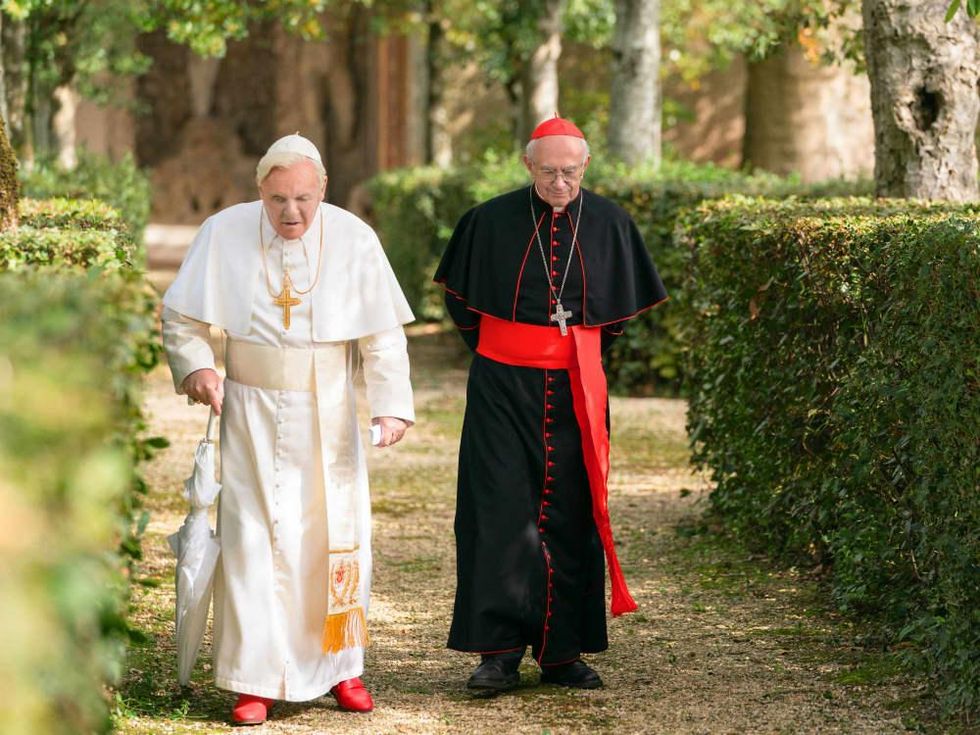 Anthony Hopkins and Jonathan Pryce in The Two Popes