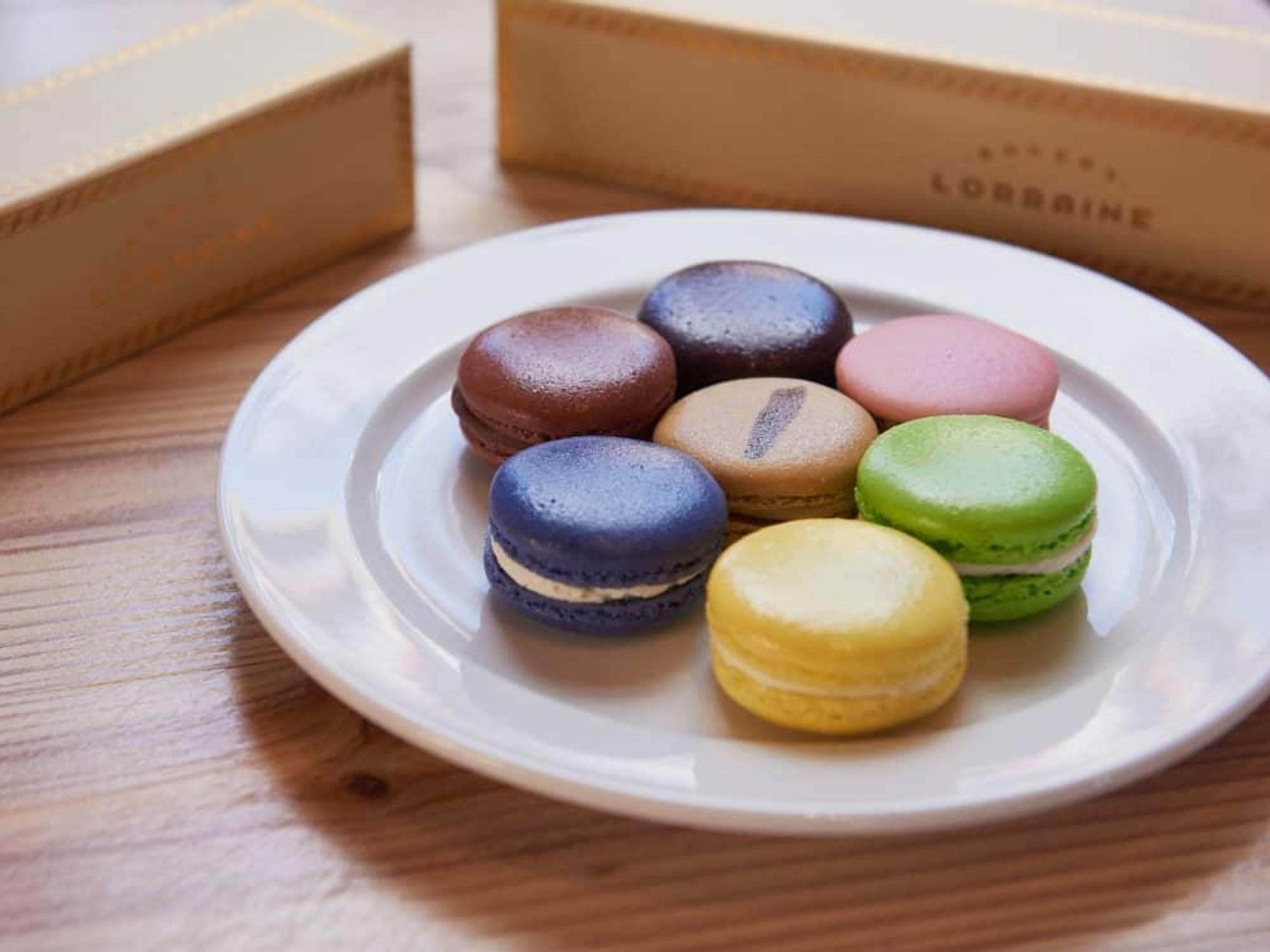 Bakery Lorraine macarons