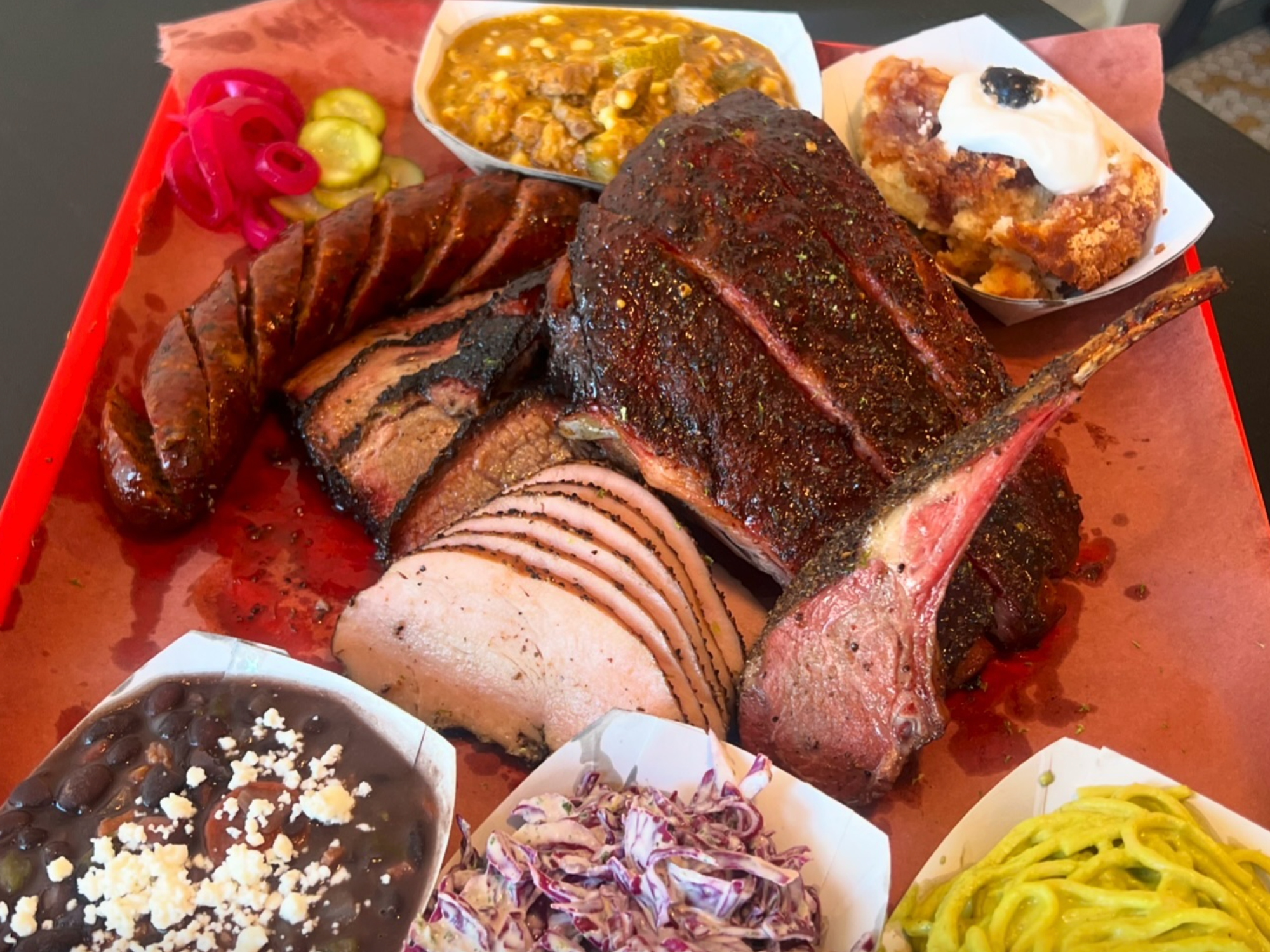 Barbs B Q meat and sides